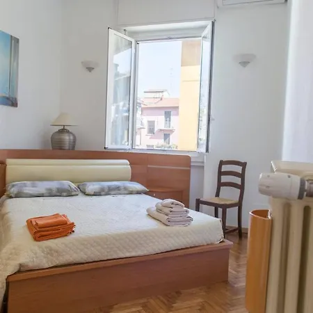 Smart & Comfortable Apt Citta Di Studi Piola Metro Lejlighed